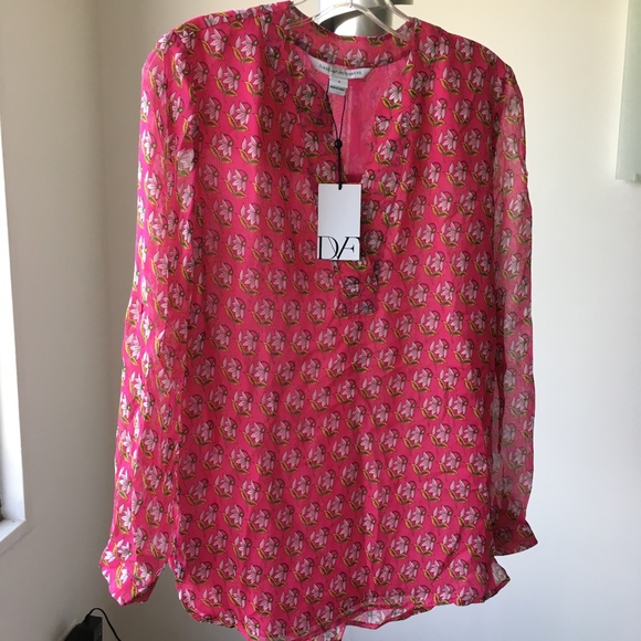 Diane Von Furstenberg | Tops | Diane V Furstenberg Esti Printed Silk ...